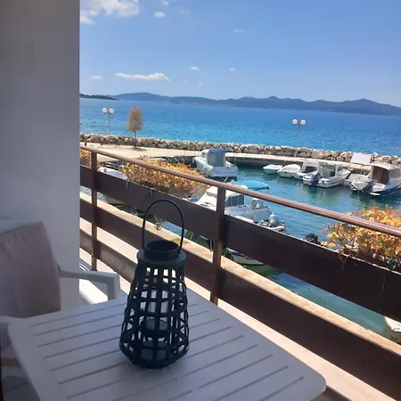 Obala * Ζαντάρ
